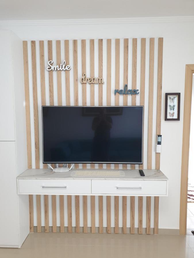 Hera Premium Apartments Sarandë Exteriör bild