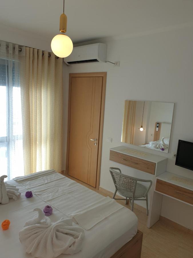 Hera Premium Apartments Sarandë Exteriör bild