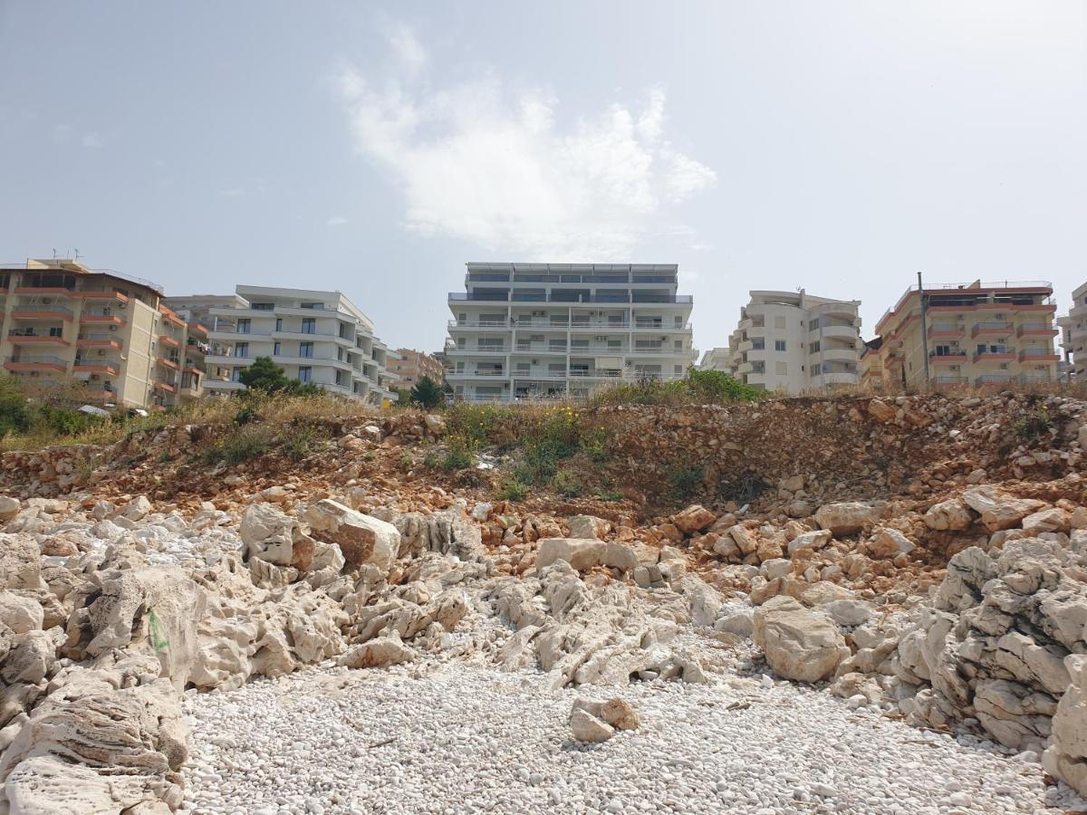 Hera Premium Apartments Sarandë Exteriör bild