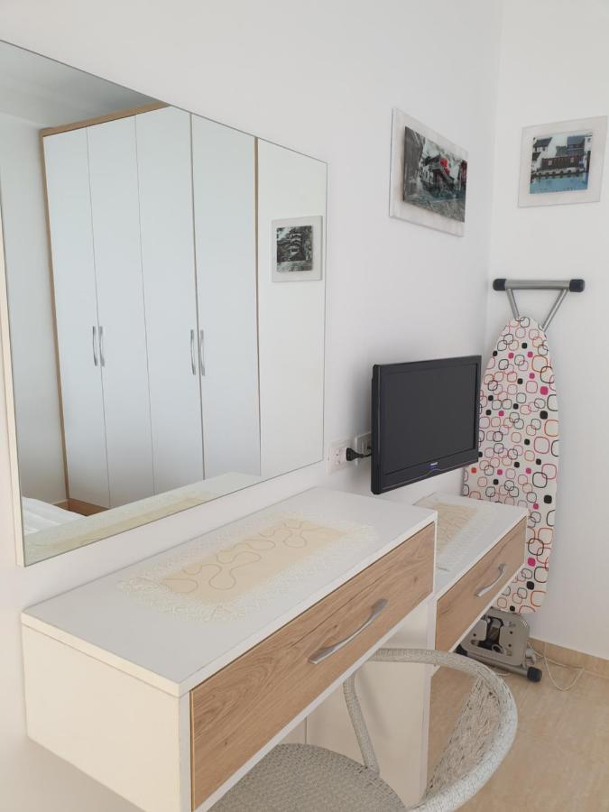 Hera Premium Apartments Sarandë Exteriör bild