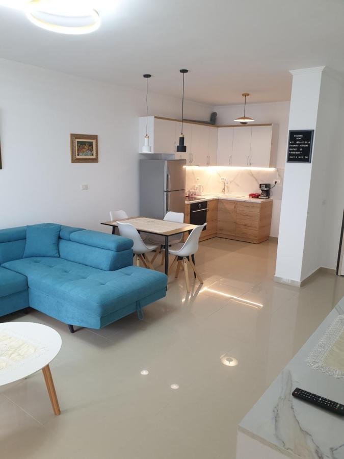 Hera Premium Apartments Sarandë Exteriör bild